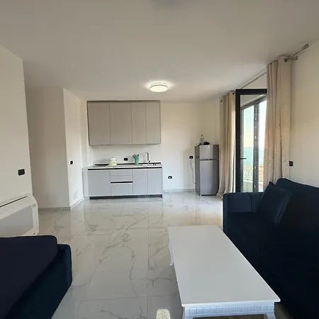 Lägenhet Riviera Boutique Shëngjin