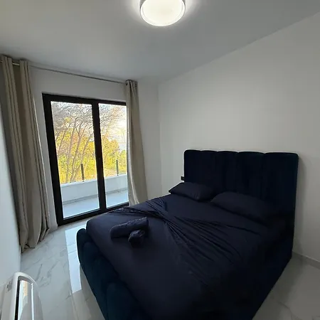 Riviera Boutique Shëngjin